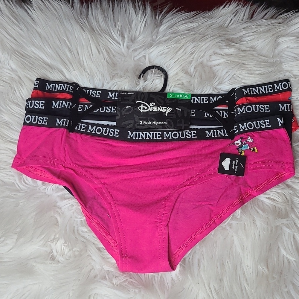 NWT Disney minnie Mouse Hipster